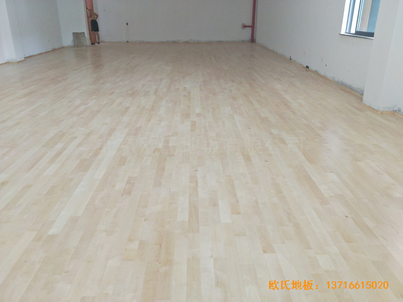 ���ݷ�ˮ�(zh��n)����С�W�\���^�\��ľ�ذ尲�b����4