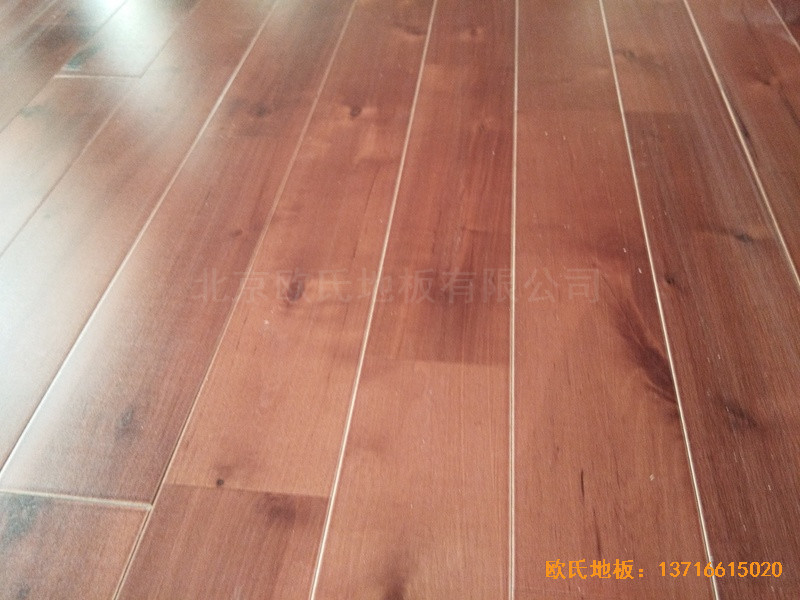 �R���w���赸�W(xu��)У�\(y��n)��(d��ng)ľ�ذ尲�b����3