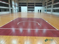 學(xué)校俄勒岡松舞臺體育館地板施工團隊